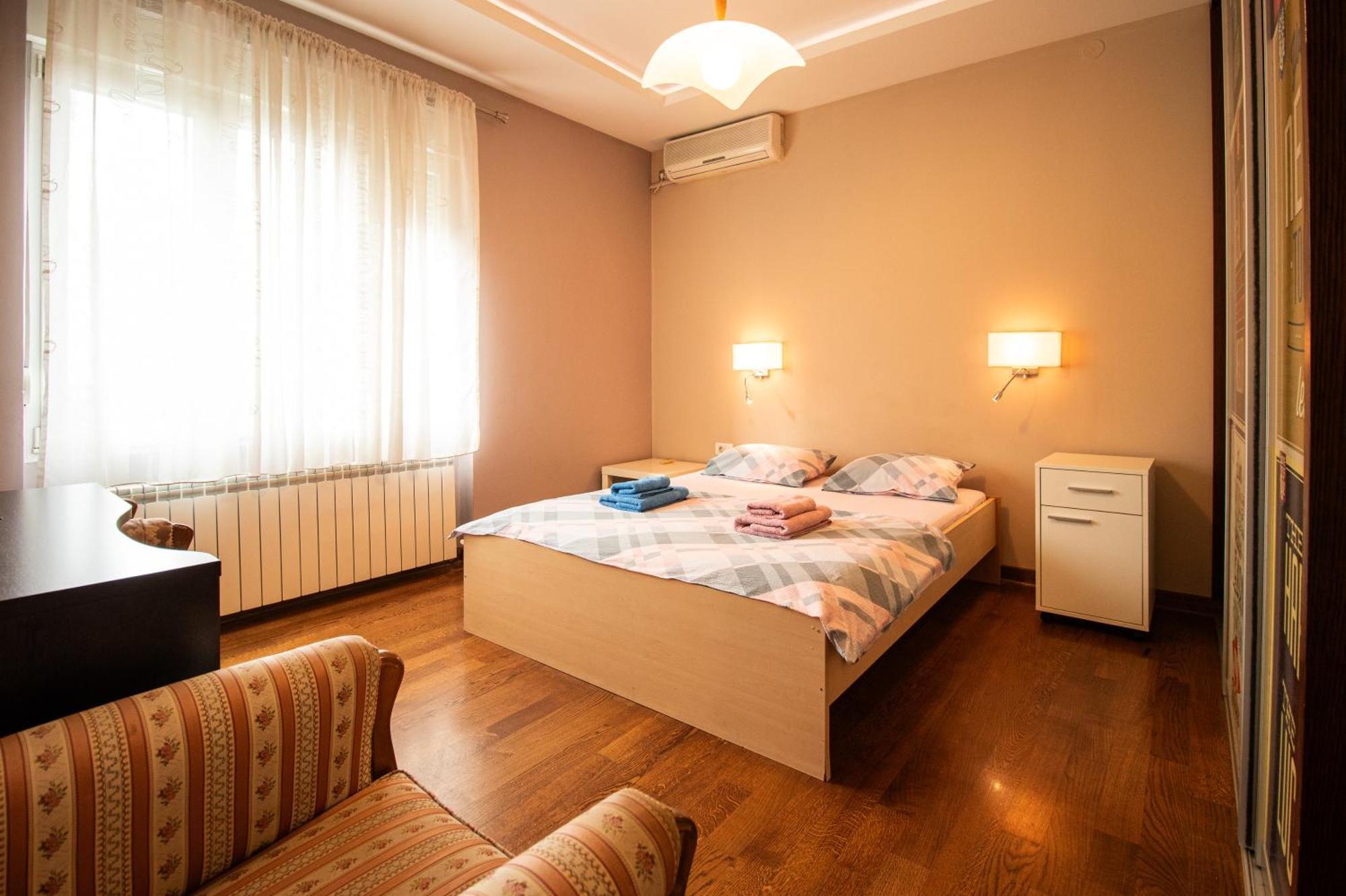 City Center Apartment Belgrad Exteriör bild