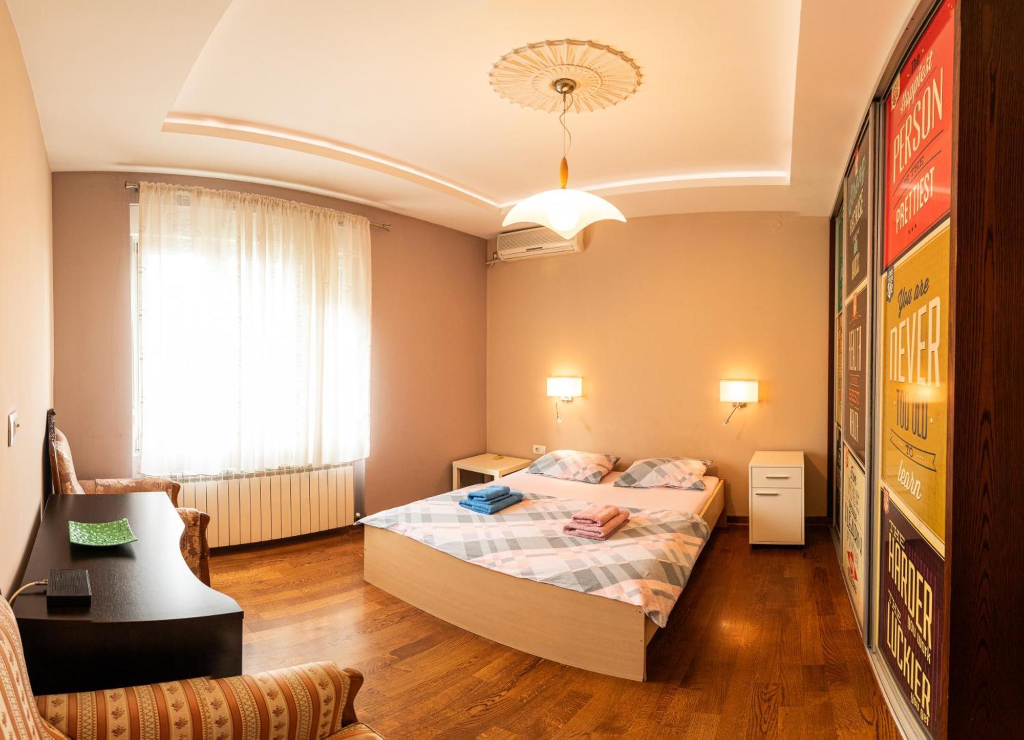 City Center Apartment Belgrad Exteriör bild